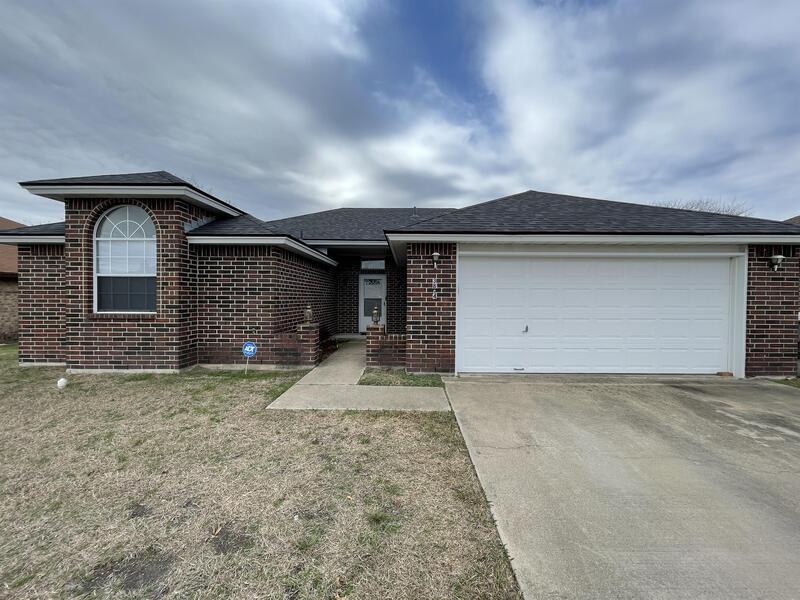 Request a Viewing for 3814 Water Oak Drive Tenant Turner