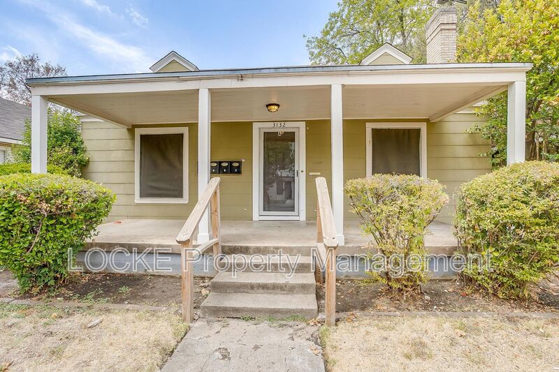 Fort Worth House: 3132 Greene Avenue