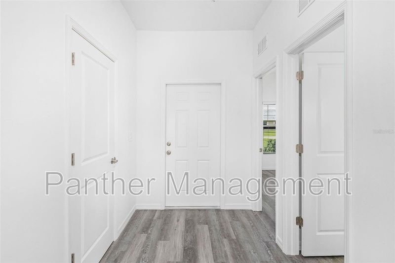 Lehigh Acres Condo: 2122 Armour Rd