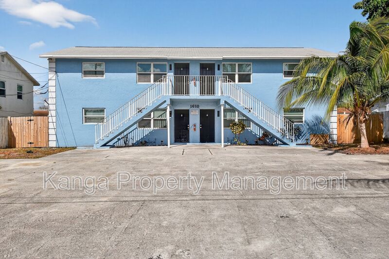 Riviera Beach Condo: 1618 W 26th Ct