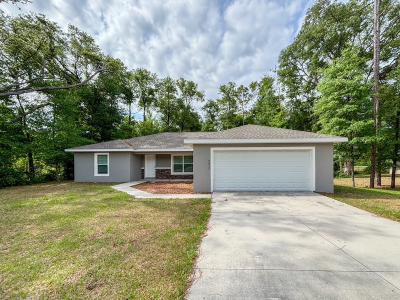 Dunnellon House: 9892 Southwest 189th Circle