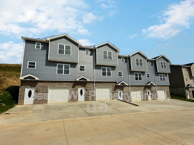 Hurricane Townhome: 122 Christian Court
