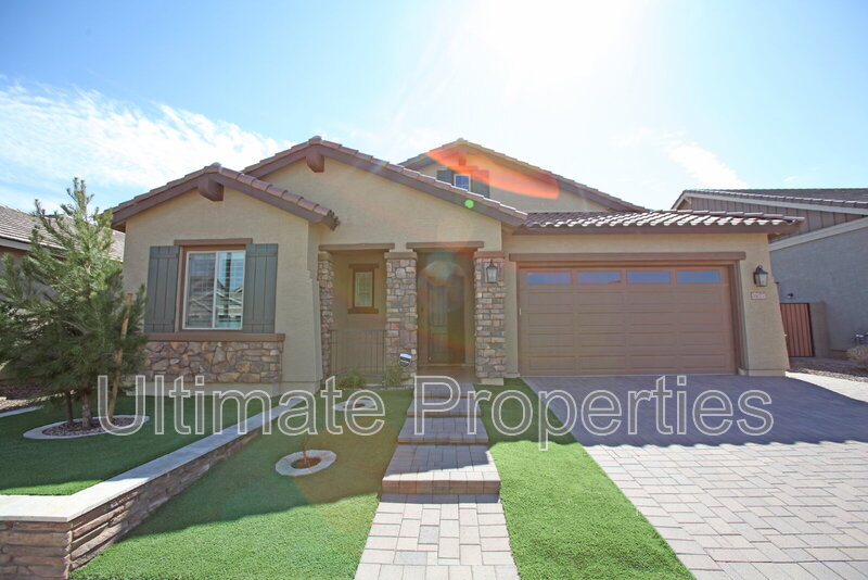 Surprise House: 16077 West Montana De Oro Drive