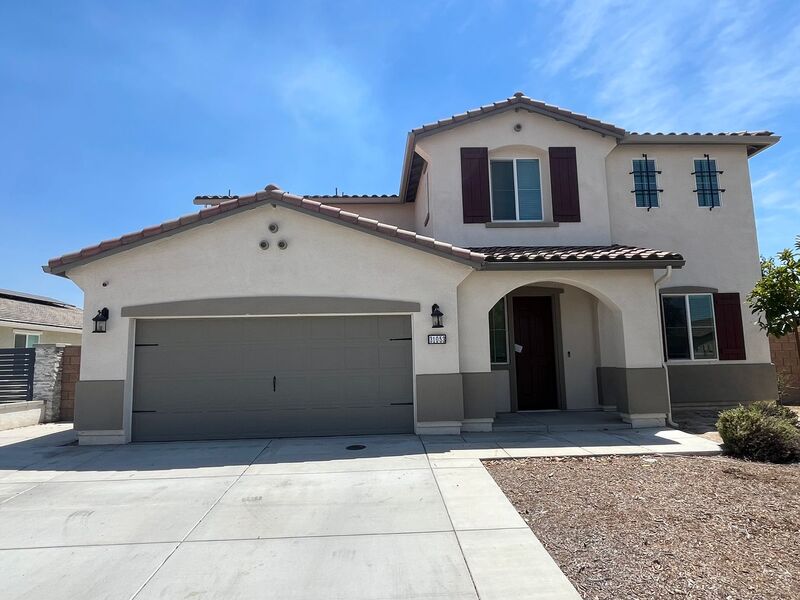 Winchester House: 31053 Catania Circle