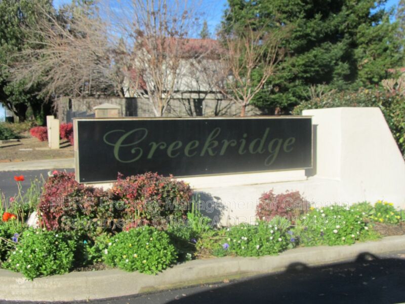 Citrus Heights House: 8429 Creekridge Circle