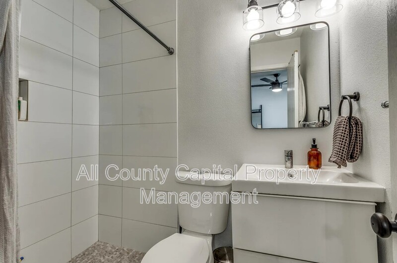 Main Rental Photo 11