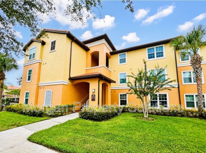 Orlando Condo: 5463 Vineland Rd - 5305