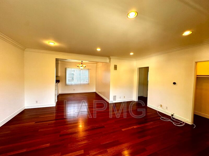 West Hollywood House: 8130 Norton Ave.