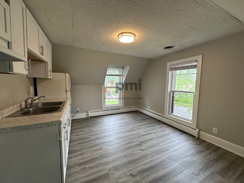 Valparaiso Condo: 302 Lafayette Street