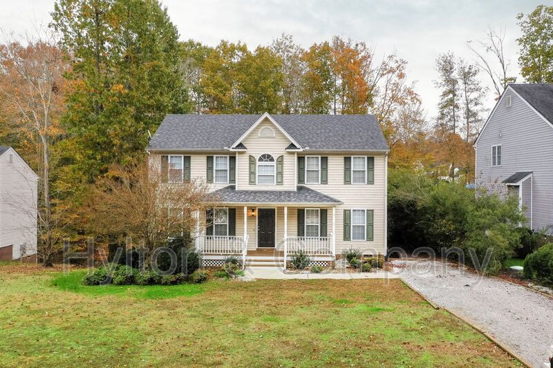 Request a Viewing for 3012 Rolling Hill Drive Tenant Turner