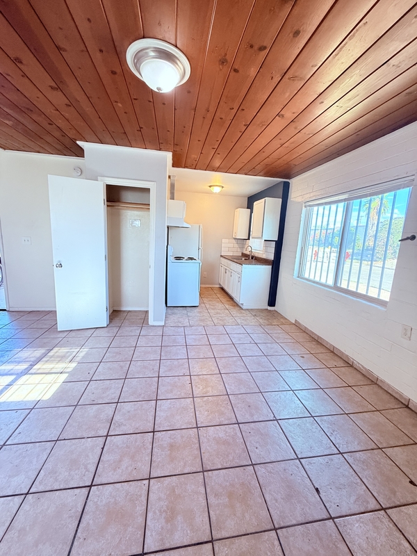 Tucson Condo: 232 West Flores Street - 12