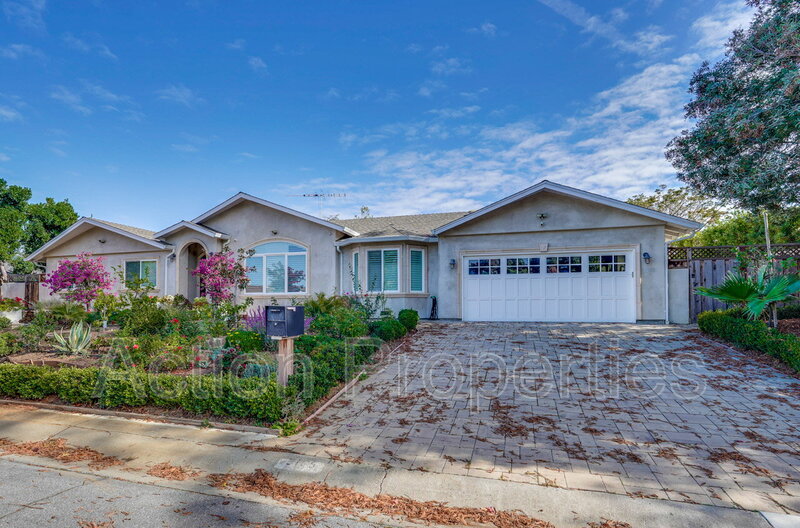 Los Altos Condo: 2185 Chuleta Ct