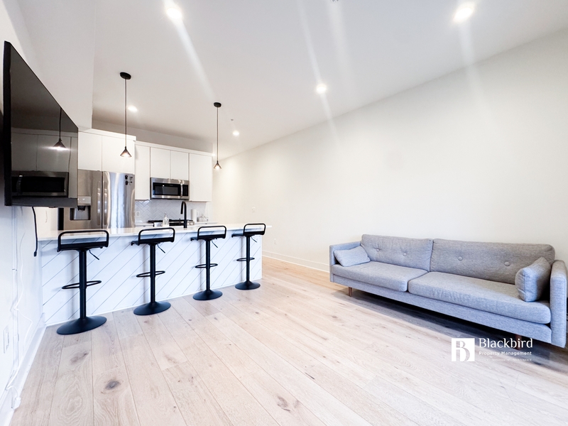 Washington Condo: 1011 18th Street Northeast