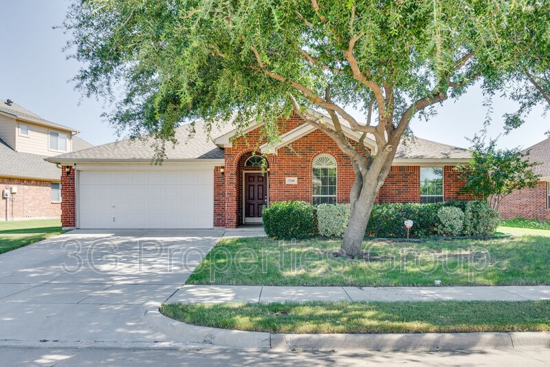 Denton House: 5208 Brookside Drive