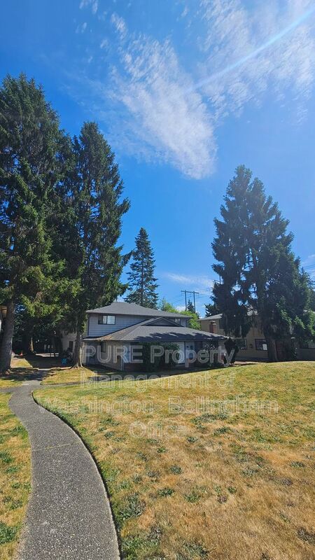 Everett House: 7709 Timber Hill Drive