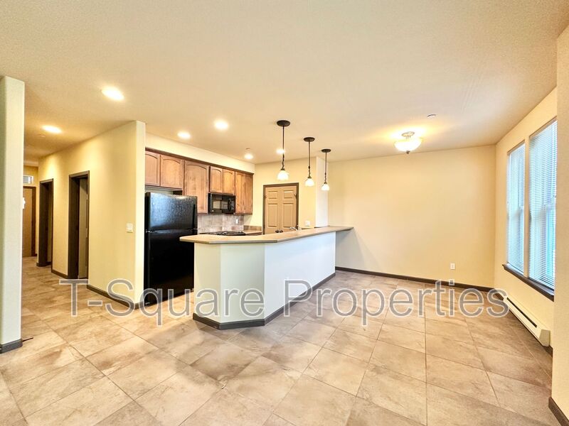 Bothell House: 9505 NE 180th St