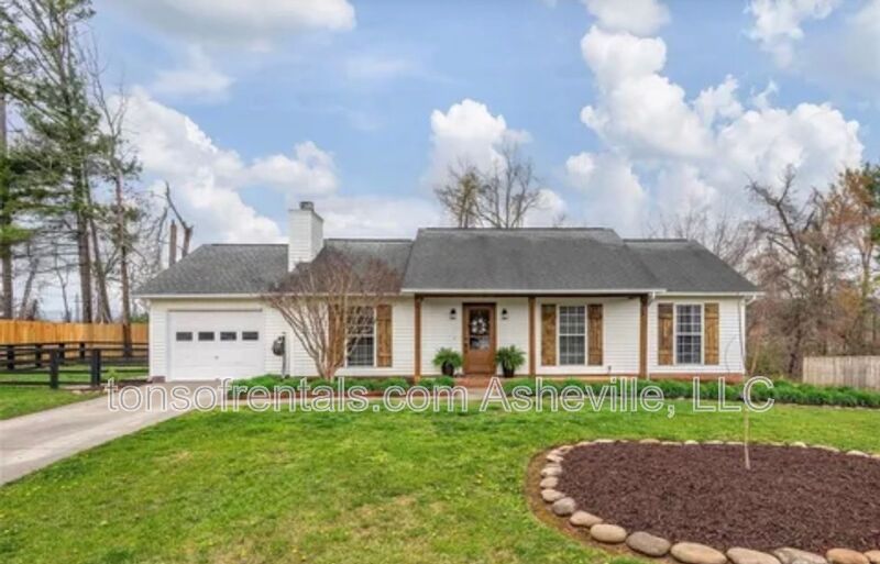 Fletcher House: 108 Sandpiper Court