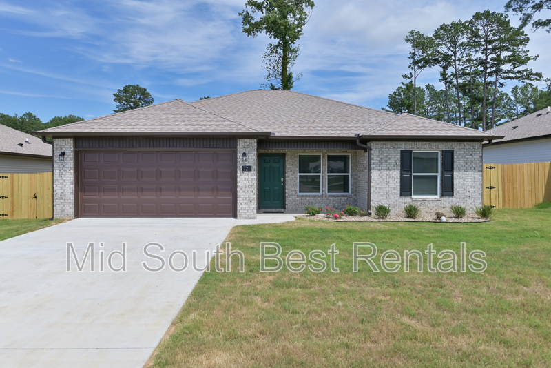 Jacksonville House: 721 Timberline Rd