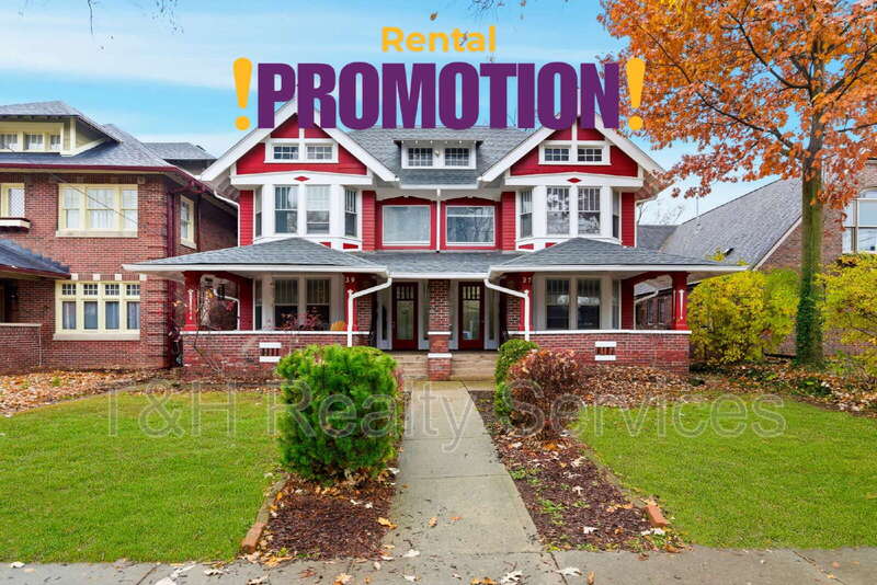 Indianapolis Condo: 39 E 32nd St Upper 39