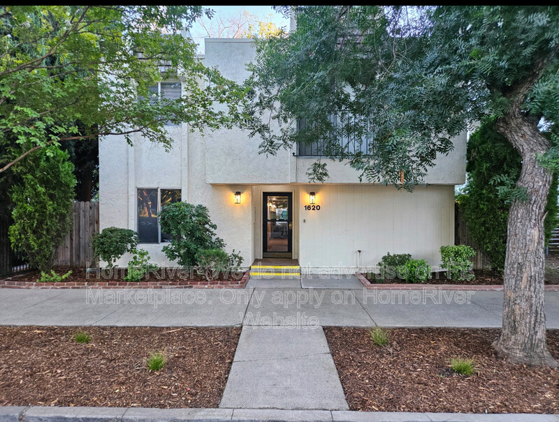 Sacramento Condo: 1620 F St