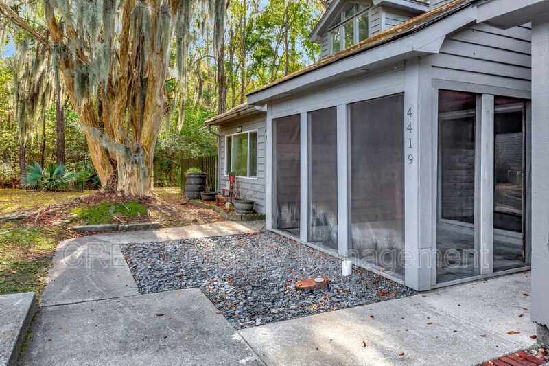 North Charleston House: 4419 Great Oak Drive