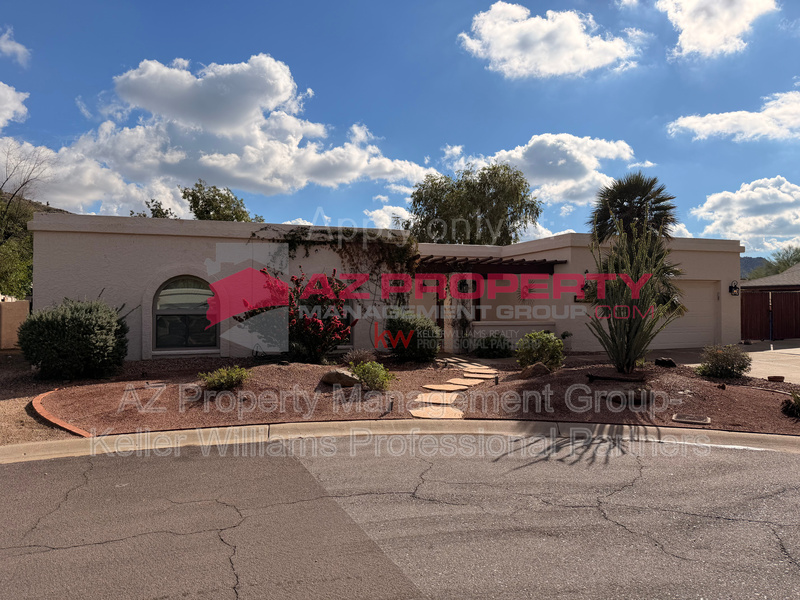 Phoenix House: 12817 N 1st St