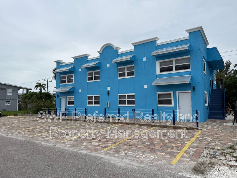 FORT MYERS BEACH Condo: 222 FAIRWEATHER LANE