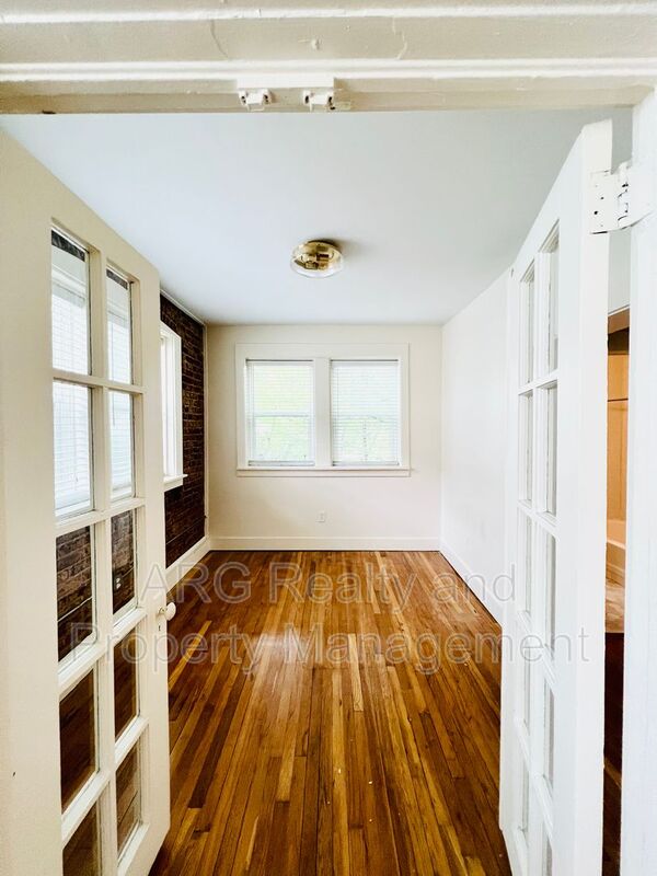 Atlanta House: 373 Moreland Ave NE