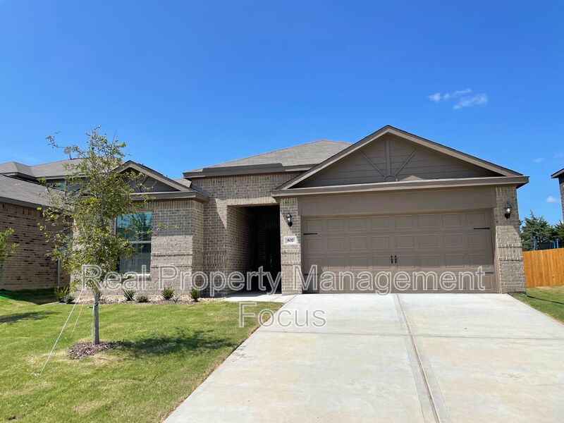 Ferris House: 837 Clark Dr