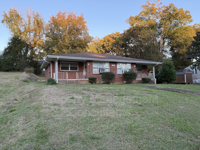 Florence Condo: 1002 Royal Avenue Florence AL 35360 - 1