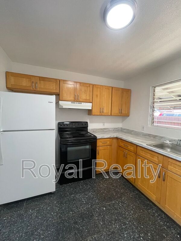 Waianae House: 84-1111 Lahaina Street A