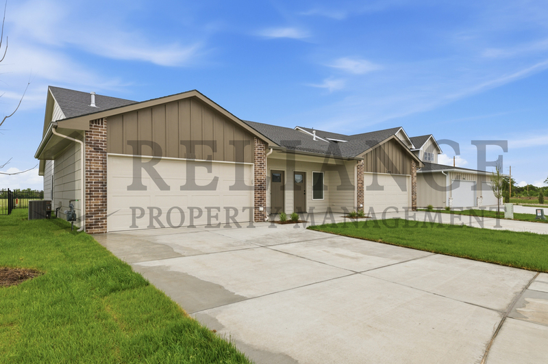 Goddard Condo: 216 N Gowen St
