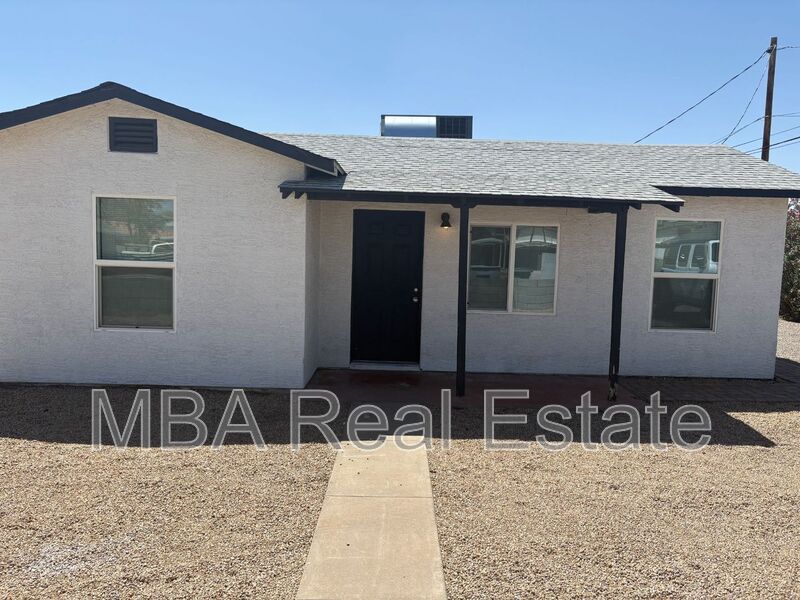 Phoenix Condo: 5040 N 18th Ave