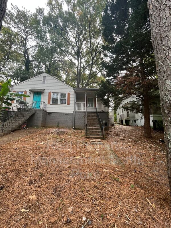 Marietta Condo: 466 Birney St NE