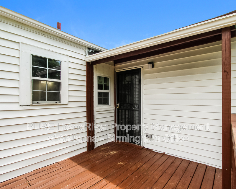 Birmingham House: 208 22nd St. Sw