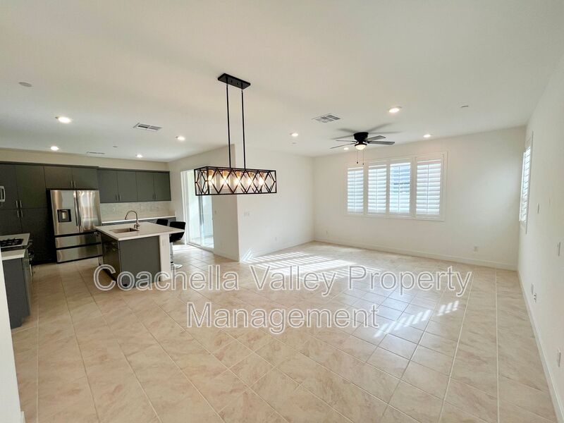 Palm Desert House: 76279 Cambridge Dr