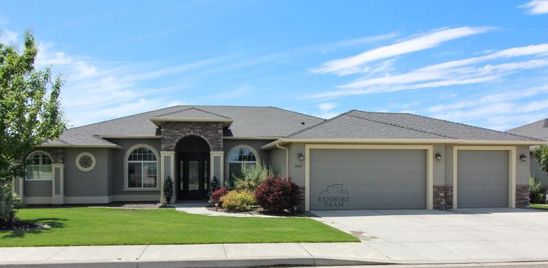 Richland House: 3047 Bluffs Dr.