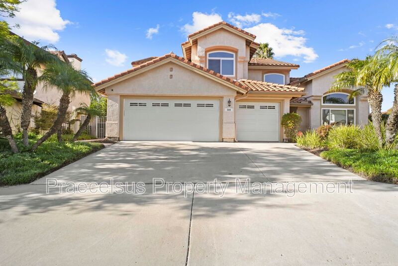 Chula Vista House: 500 Zinfandel Terrace