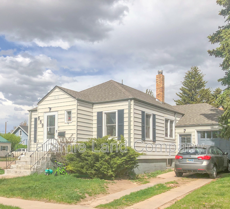 Laramie Condo: 669 North 10th Street - 2