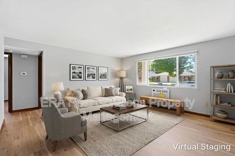 Columbus Condo: 881 Kingsford Rd