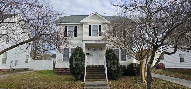 Norfolk House: 820 Maltby Crescent