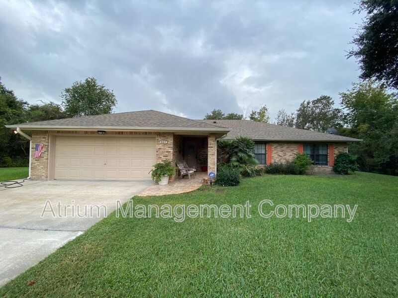 Debary House: 167 Briarwood Drive