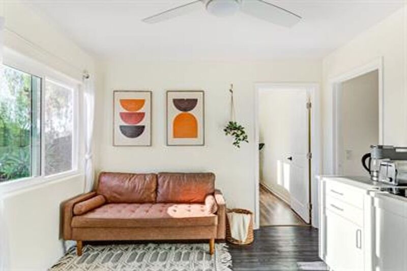 San Diego House: 2145 Calle Serena