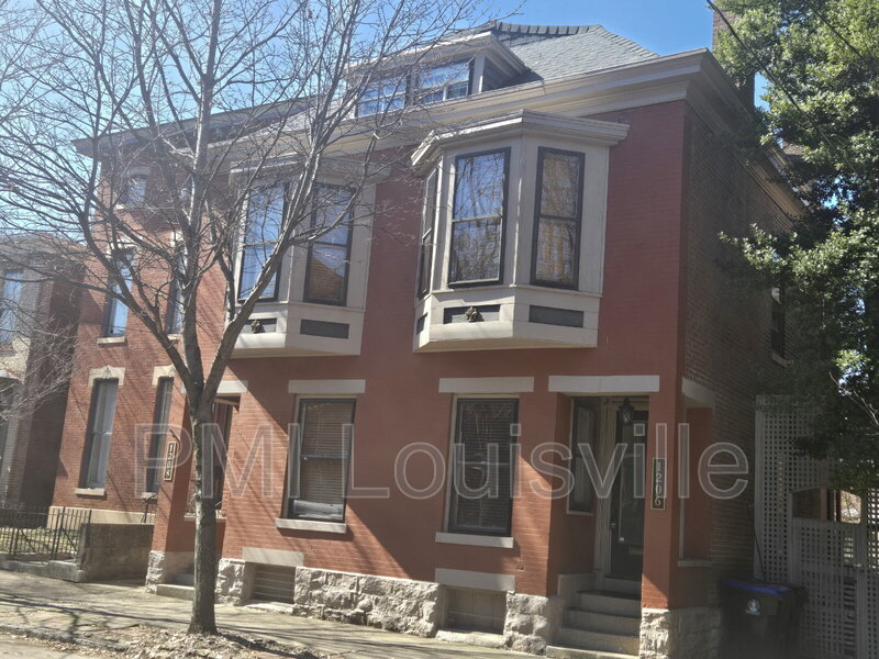 Louisville Condo: 1206 Garvin Pl