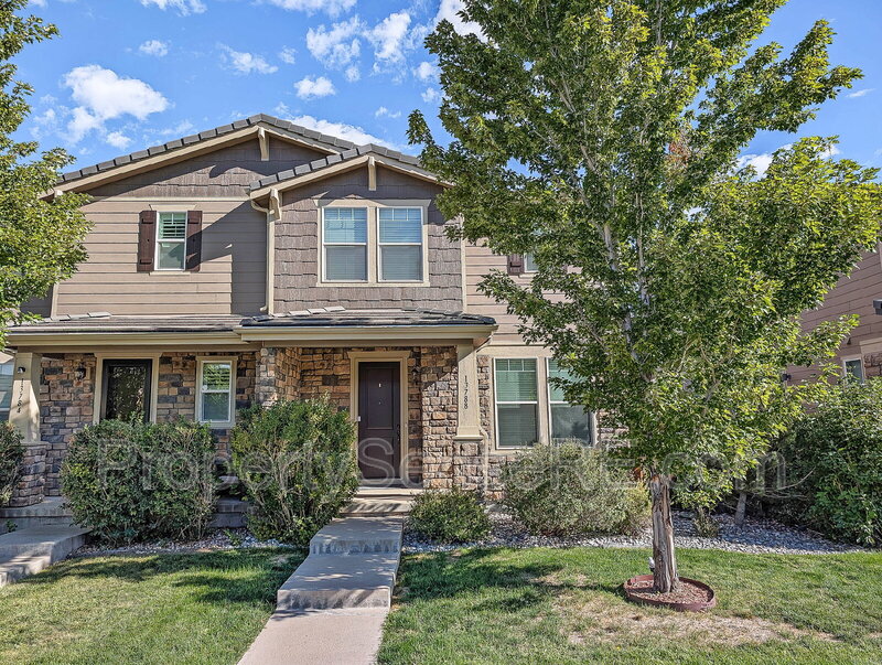 Parker Townhome: 13788 Tall Oaks Loop