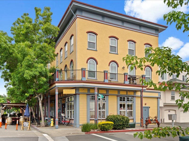 Windsor Condo: 966 McClelland Drive