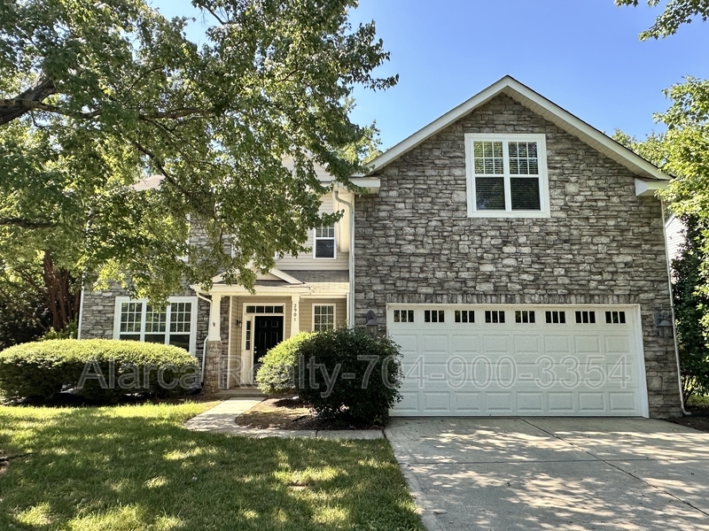 Waxhaw House: 2901 Meherrin Ct