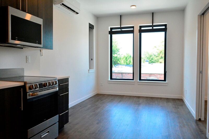 PORTLAND Condo: 3334 SE BELMONT ST