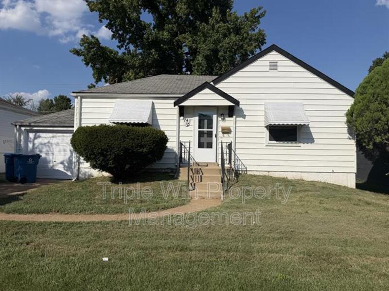 Saint Louis House: 7417 Pleaseway Drive