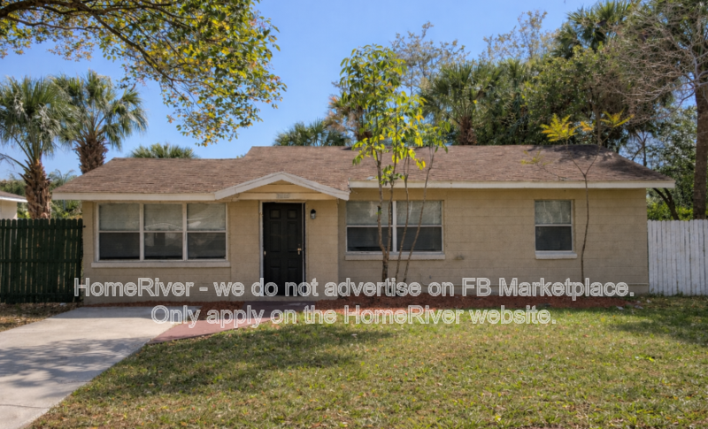 Tampa House: 3220 W Paxton Ave